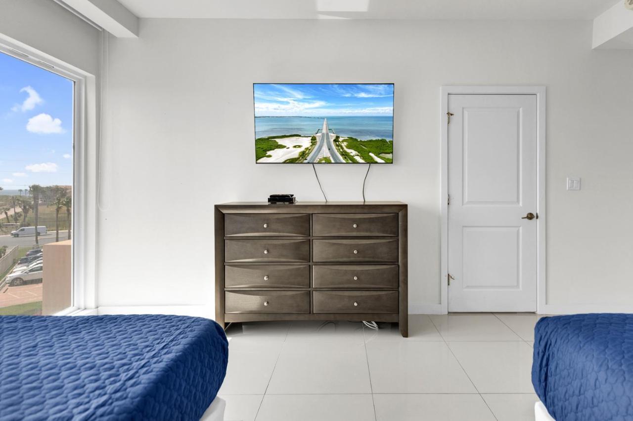 Perfect condo, room for everyone! Beachfront resort Pet Friendly South Padre Island Exterior foto